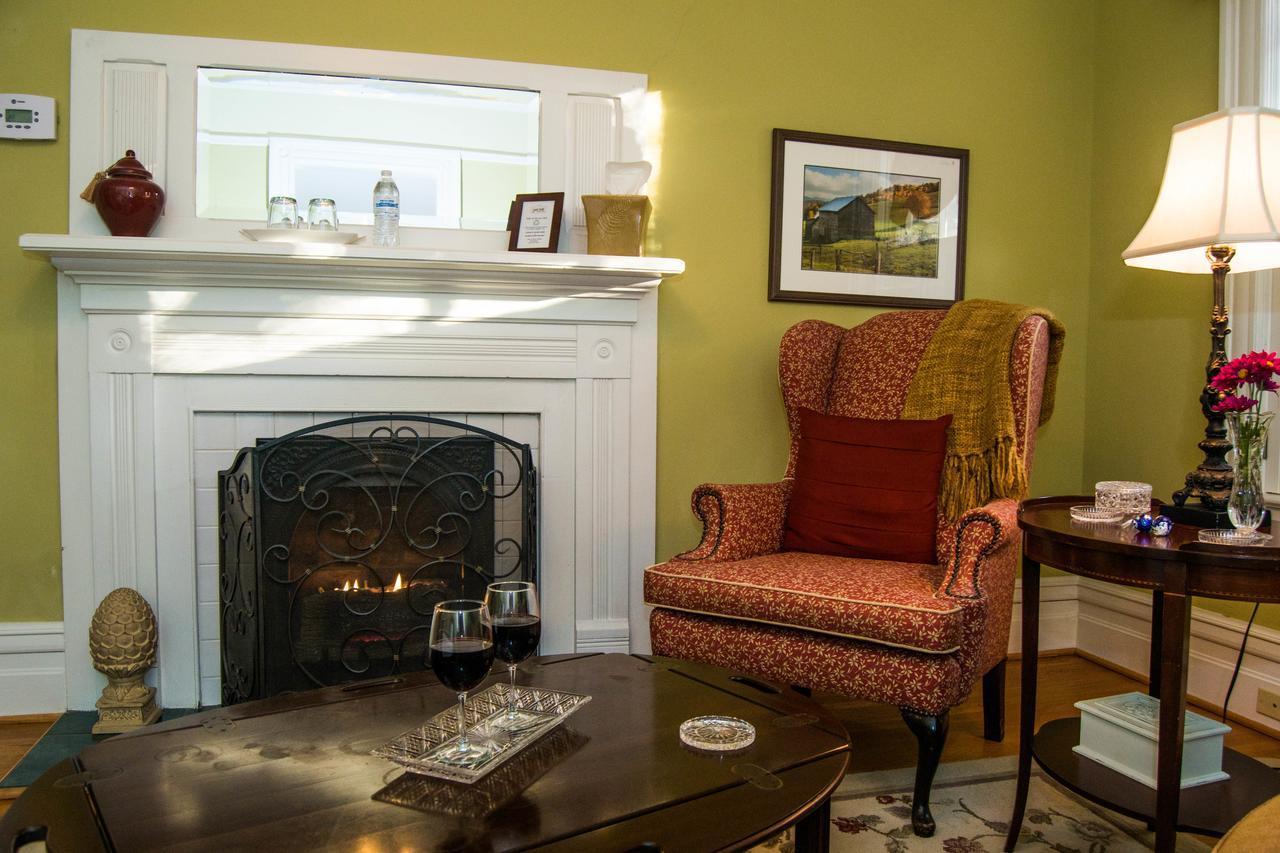 ווינסוויל Oak Hill On Love Lane Bed And Breakfast Inn מראה חיצוני תמונה
